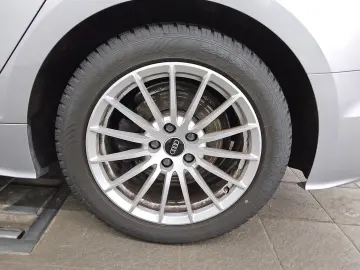 AUDI A5 Sportback 35 TFSI advanced Navi LED vc Sound