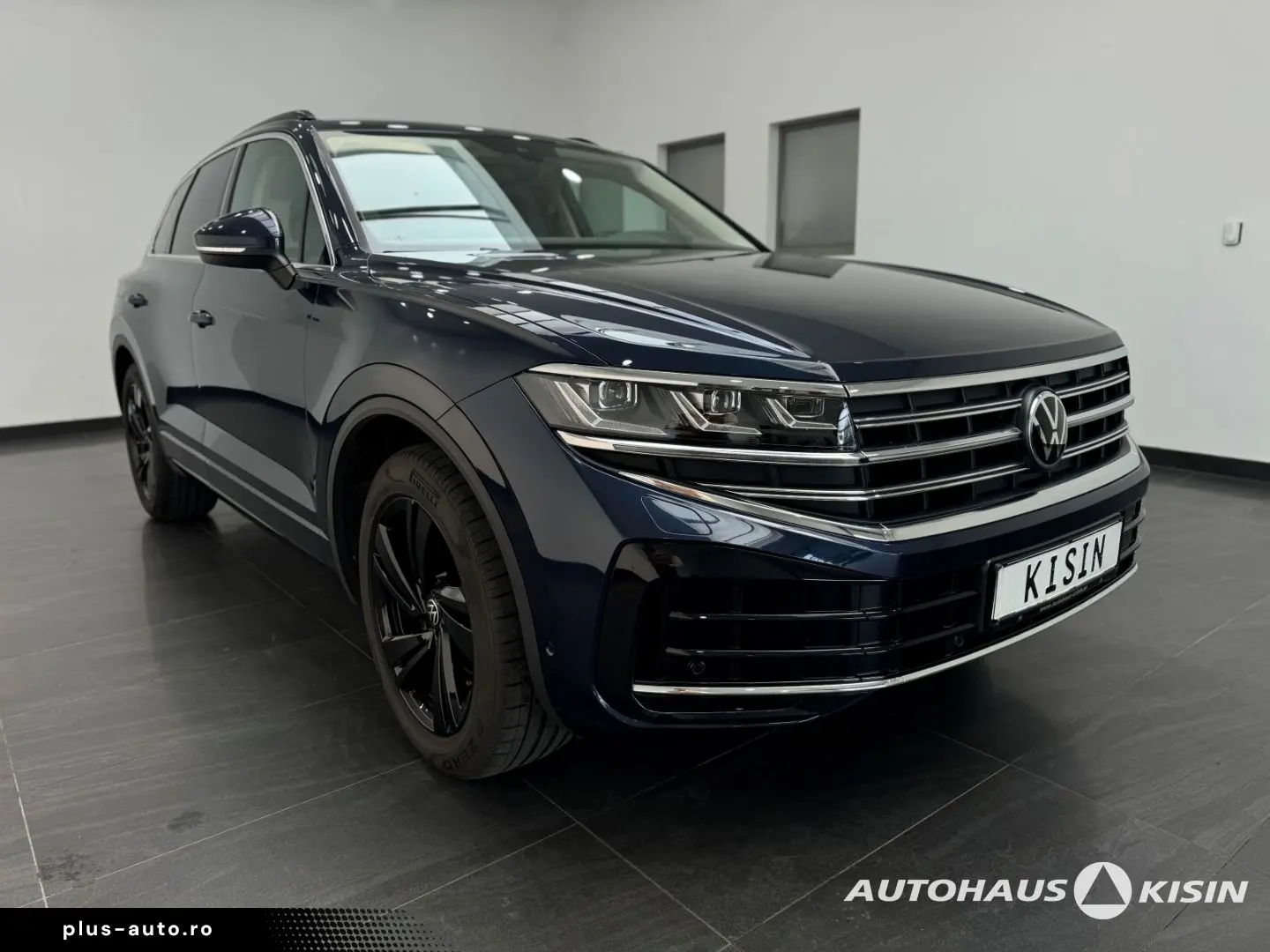 VW Touareg 3.0 TDI 4M Elegance  AHK  LUFTFD  CAM HE