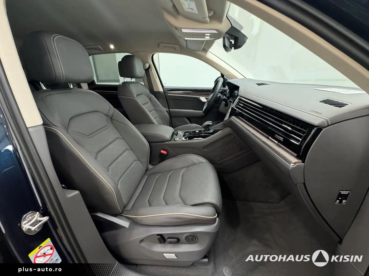 VW Touareg 3.0 TDI 4M Elegance  AHK  LUFTFD  CAM HE
