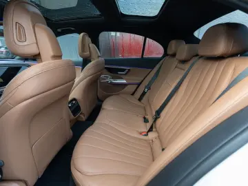MERCEDES-BENZ E 200 Limousine Pano SpurW W-Paket Key&hellip;