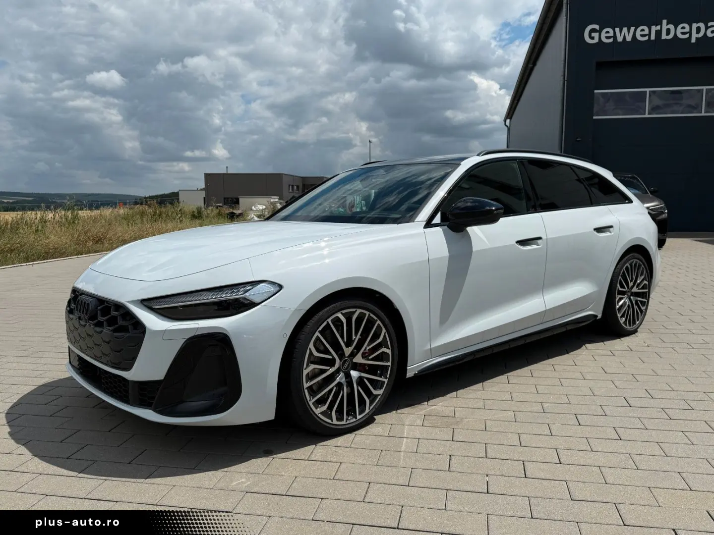 AUDI S5 TFSI Avant AHK STH TECH PRO