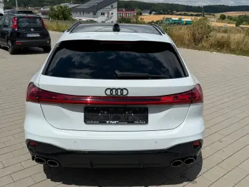 AUDI S5 TFSI Avant AHK STH TECH PRO