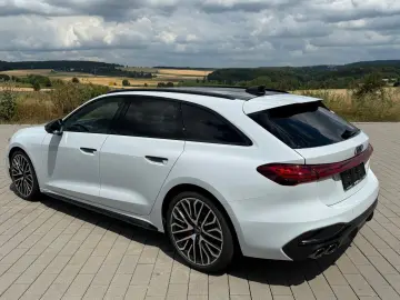 AUDI S5 TFSI Avant AHK STH TECH PRO