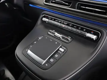 MERCEDES-BENZ V 300 d Avantgarde Extralang Distronic&hellip;