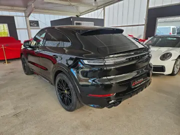 PORSCHE Cayenne GTS Coupe  360  BOSE Matrix 18Wege