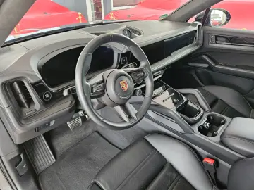 PORSCHE Cayenne GTS Coupe  360  BOSE Matrix 18Wege