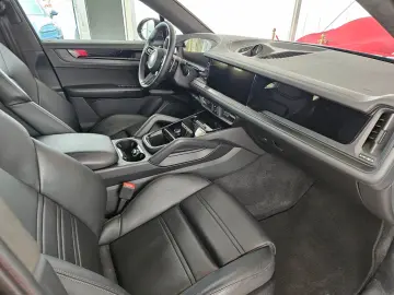 PORSCHE Cayenne GTS Coupe  360  BOSE Matrix 18Wege