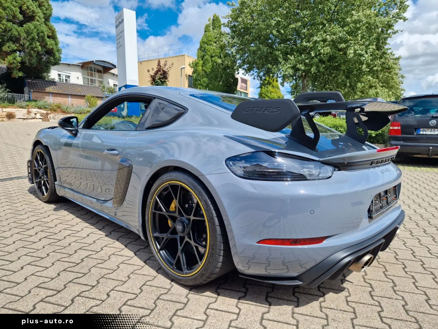 PORSCHE 718 Cayman GT4 RS Weissach-Paket   Liftsystem