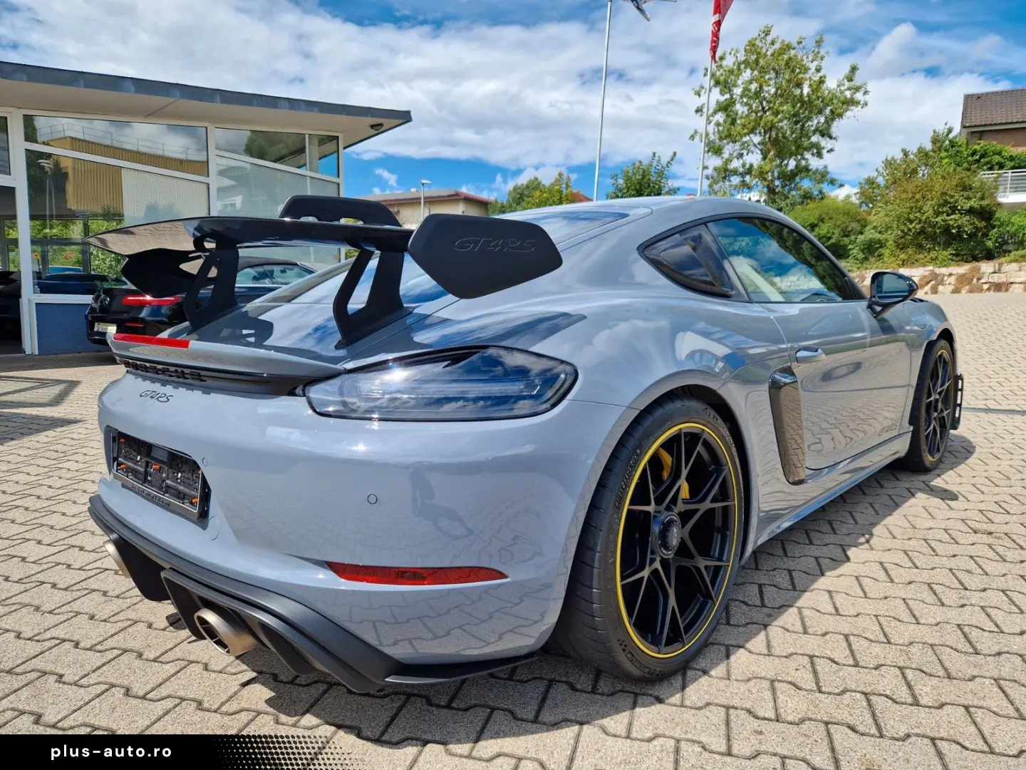 PORSCHE 718 Cayman GT4 RS Weissach-Paket   Liftsystem