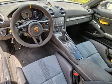 PORSCHE 718 Cayman GT4 RS Weissach-Paket   Liftsystem