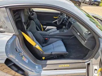 PORSCHE 718 Cayman GT4 RS Weissach-Paket   Liftsystem