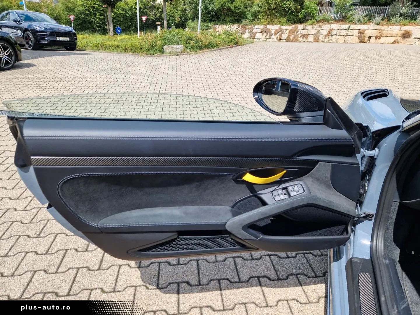 PORSCHE 718 Cayman GT4 RS Weissach-Paket   Liftsystem