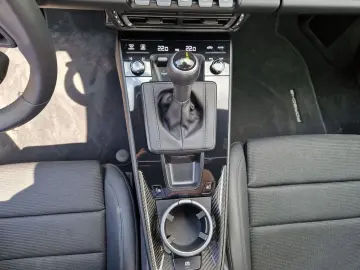 PORSCHE 992 911 GT3 mit Touring Paket Lift PCCB PDK
