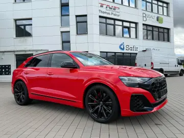 AUDI SQ8 TFSI  STANHEIZUNG AHK PANO B&O HUD