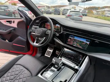 AUDI SQ8 TFSI  STANHEIZUNG AHK PANO B&O HUD