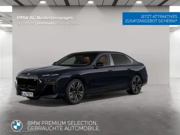 BMW M760e xDrive Limousine M Sport Massage Kamera
