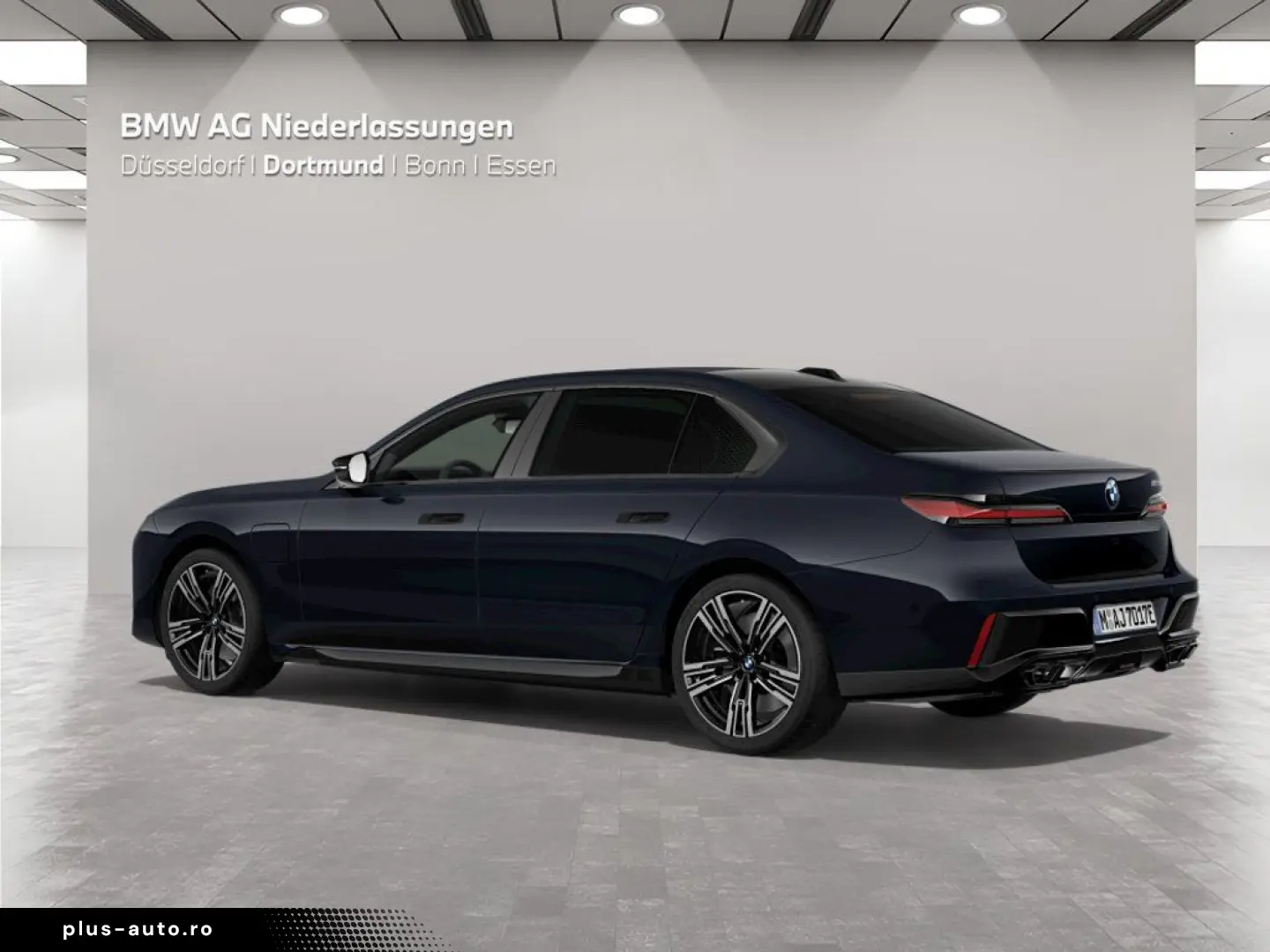 BMW M760e xDrive Limousine M Sport Massage Kamera