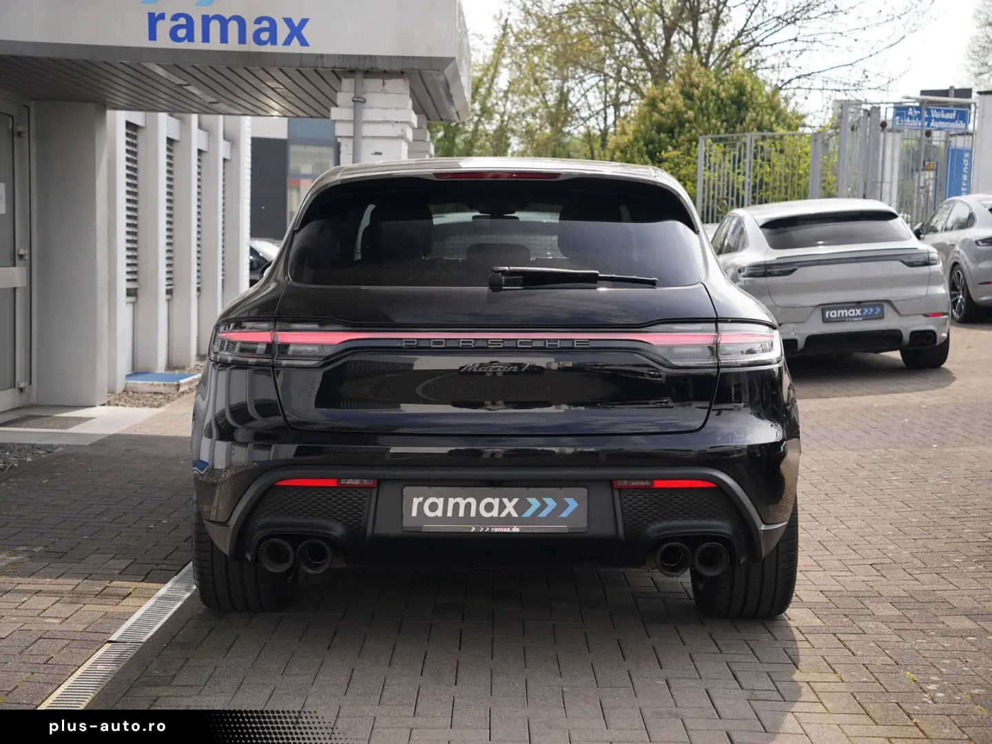 PORSCHE Macan T LUFTF.-PANO-SPORTABGAS.-20 S-VOLL-LEDER