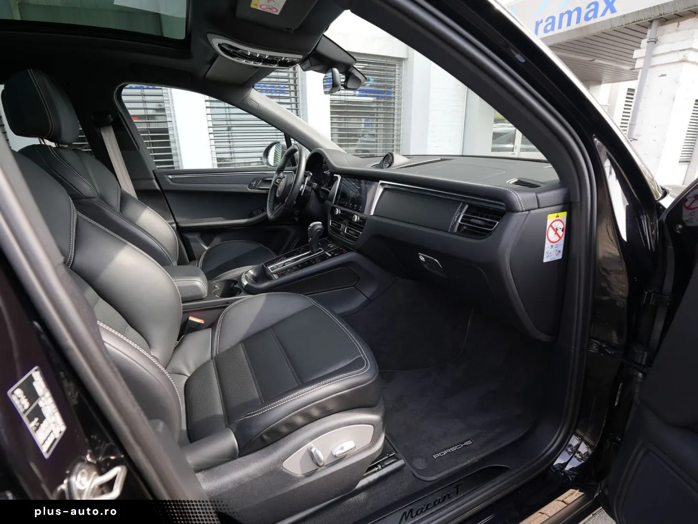 PORSCHE Macan T LUFTF.-PANO-SPORTABGAS.-20 S-VOLL-LEDER