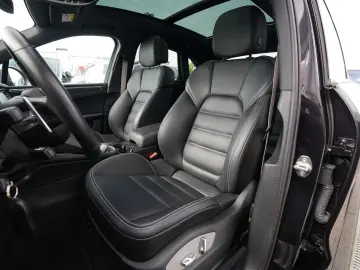 PORSCHE Macan T LUFTF.-PANO-SPORTABGAS.-20 S-VOLL-LEDER