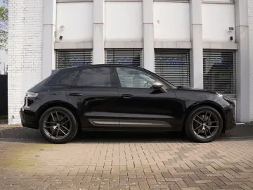 PORSCHE Macan T LUFTF.-PANO-SPORTABGAS.-20 S-VOLL-LEDER