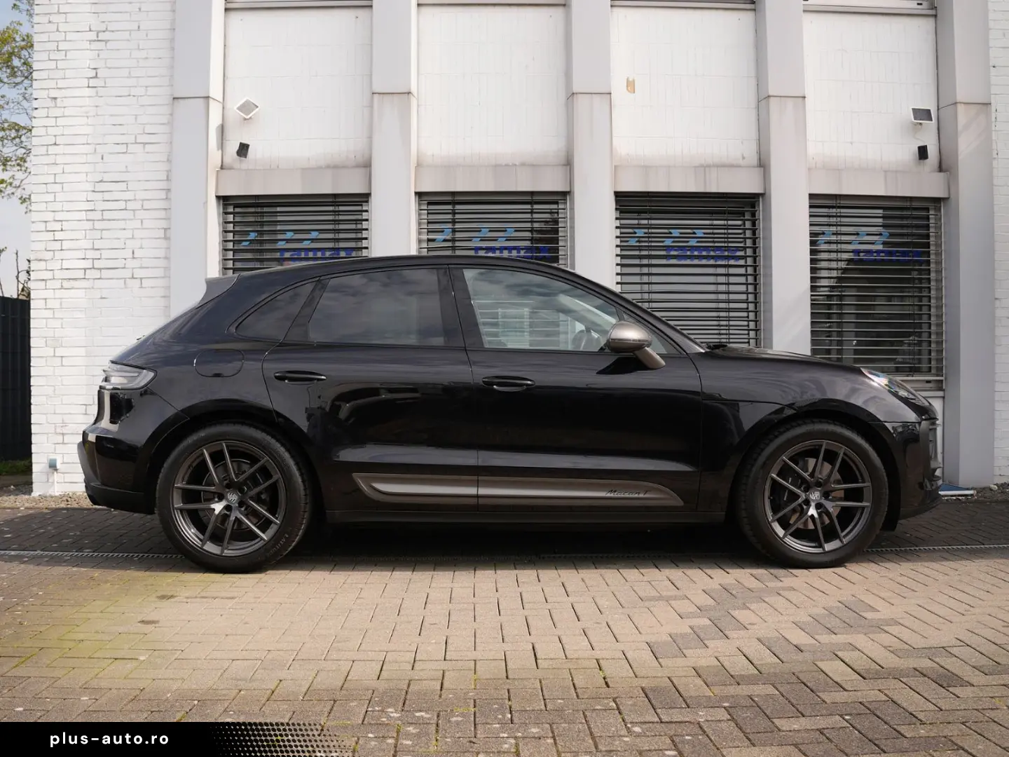 PORSCHE Macan T LUFTF.-PANO-SPORTABGAS.-20 S-VOLL-LEDER