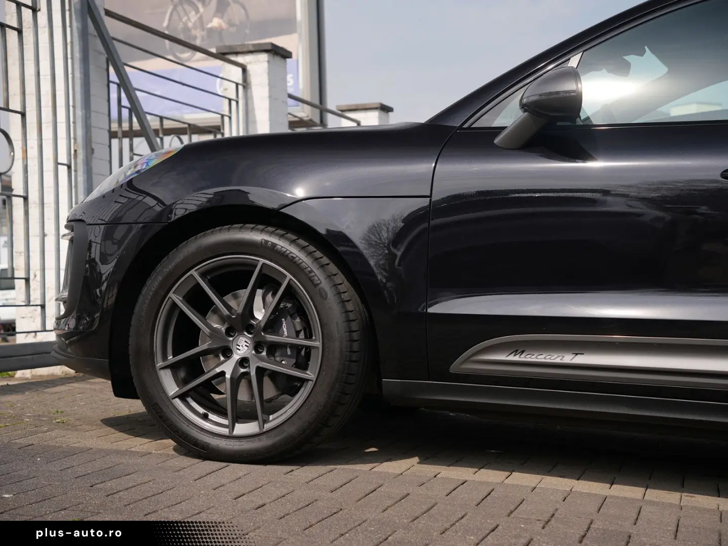 PORSCHE Macan T LUFTF.-PANO-SPORTABGAS.-20 S-VOLL-LEDER