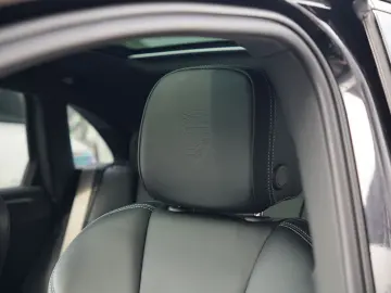 PORSCHE Macan T LUFTF.-PANO-SPORTABGAS.-20 S-VOLL-LEDER