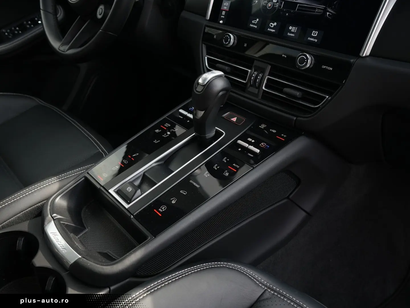PORSCHE Macan T LUFTF.-PANO-SPORTABGAS.-20 S-VOLL-LEDER