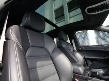 PORSCHE Macan T LUFTF.-PANO-SPORTABGAS.-20 S-VOLL-LEDER