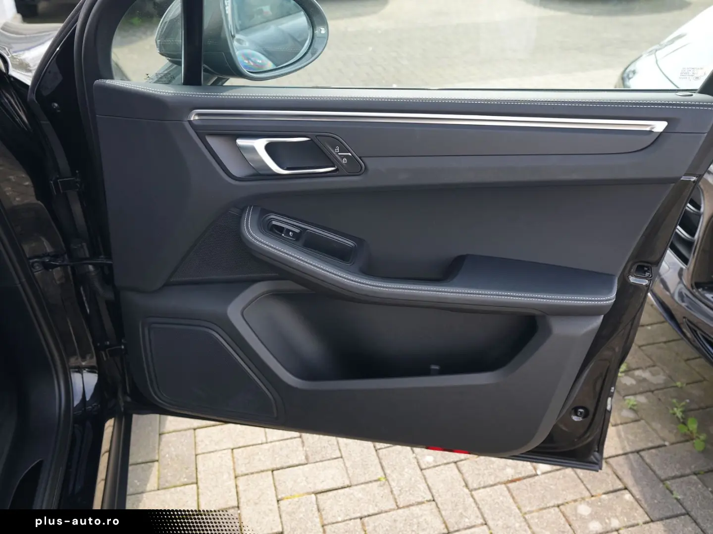 PORSCHE Macan T LUFTF.-PANO-SPORTABGAS.-20 S-VOLL-LEDER