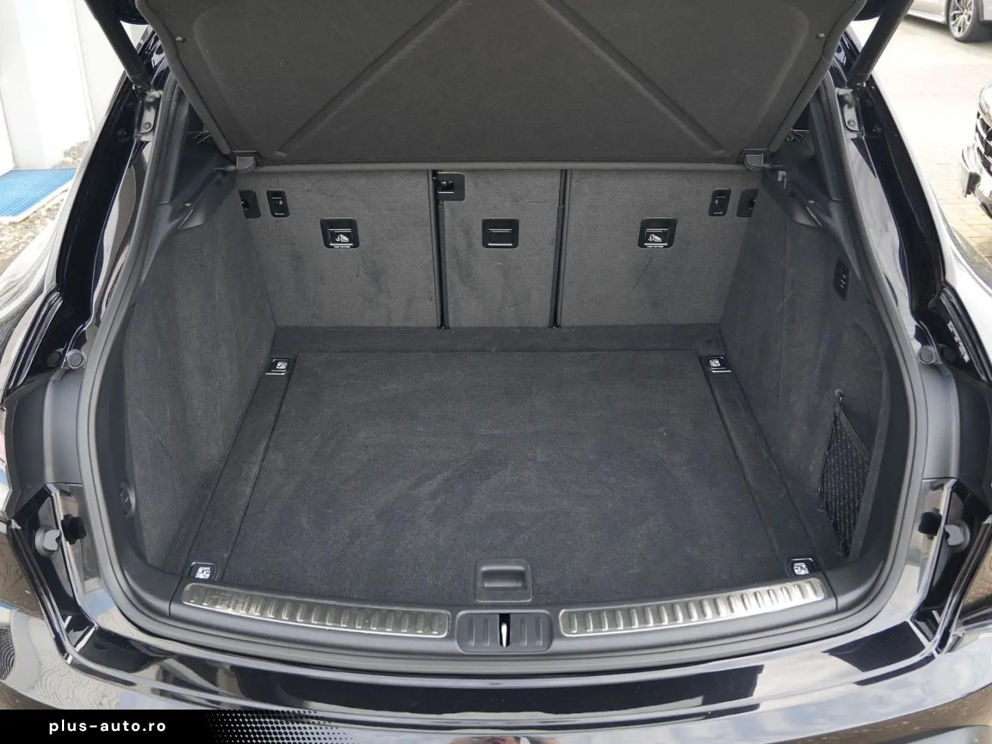 PORSCHE Macan T LUFTF.-PANO-SPORTABGAS.-20 S-VOLL-LEDER