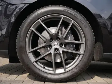 PORSCHE Macan T LUFTF.-PANO-SPORTABGAS.-20 S-VOLL-LEDER