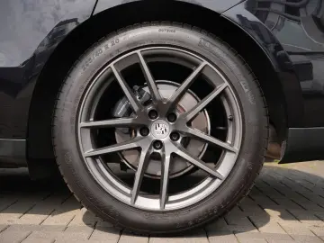 PORSCHE Macan T LUFTF.-PANO-SPORTABGAS.-20 S-VOLL-LEDER