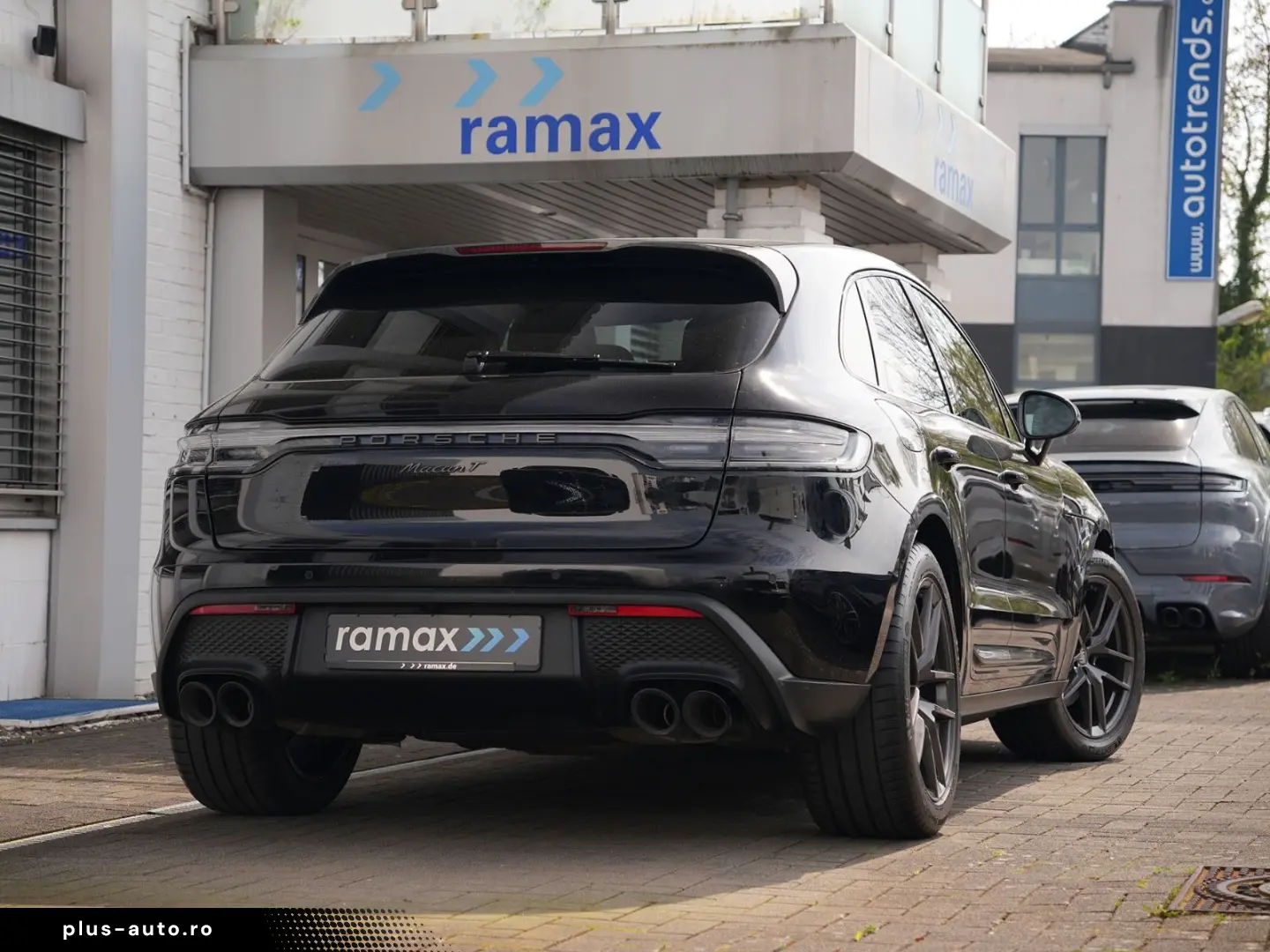 PORSCHE Macan T LUFTF.-PANO-SPORTABGAS.-20 S-VOLL-LEDER