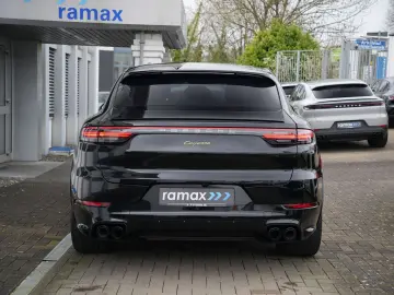 PORSCHE E-Hybrid Coupé PLATINUM-SPORTDESIGN-ACC-AHK-VOLL