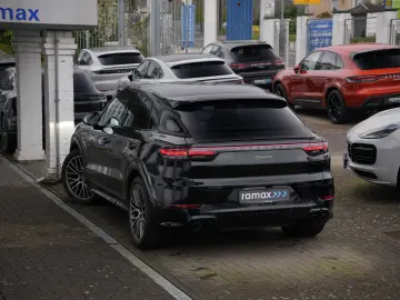 PORSCHE E-Hybrid Coupé PLATINUM-SPORTDESIGN-ACC-AHK-VOLL