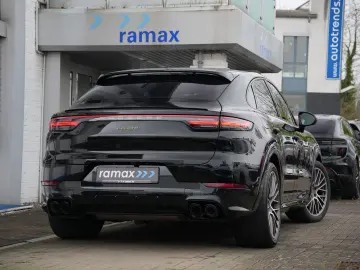 PORSCHE E-Hybrid Coupé PLATINUM-SPORTDESIGN-ACC-AHK-VOLL