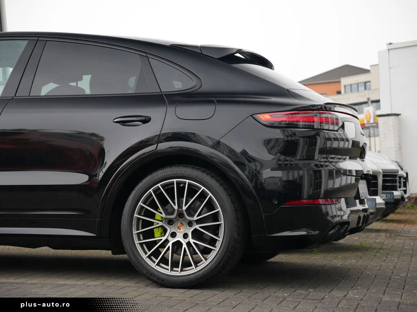 PORSCHE E-Hybrid Coupé PLATINUM-SPORTDESIGN-ACC-AHK-VOLL