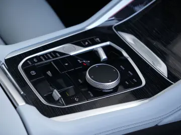 BMW X6 xDrive30d M SPORT PRO-LUFTF.-PANO-HUD-H K-22M