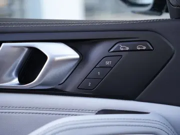 BMW X6 xDrive30d M SPORT PRO-LUFTF.-PANO-HUD-H K-22M