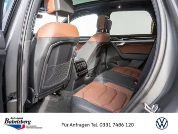 VW Touareg 3.0TDI 4M DSG R-Line LED NAVI AHK STANDH