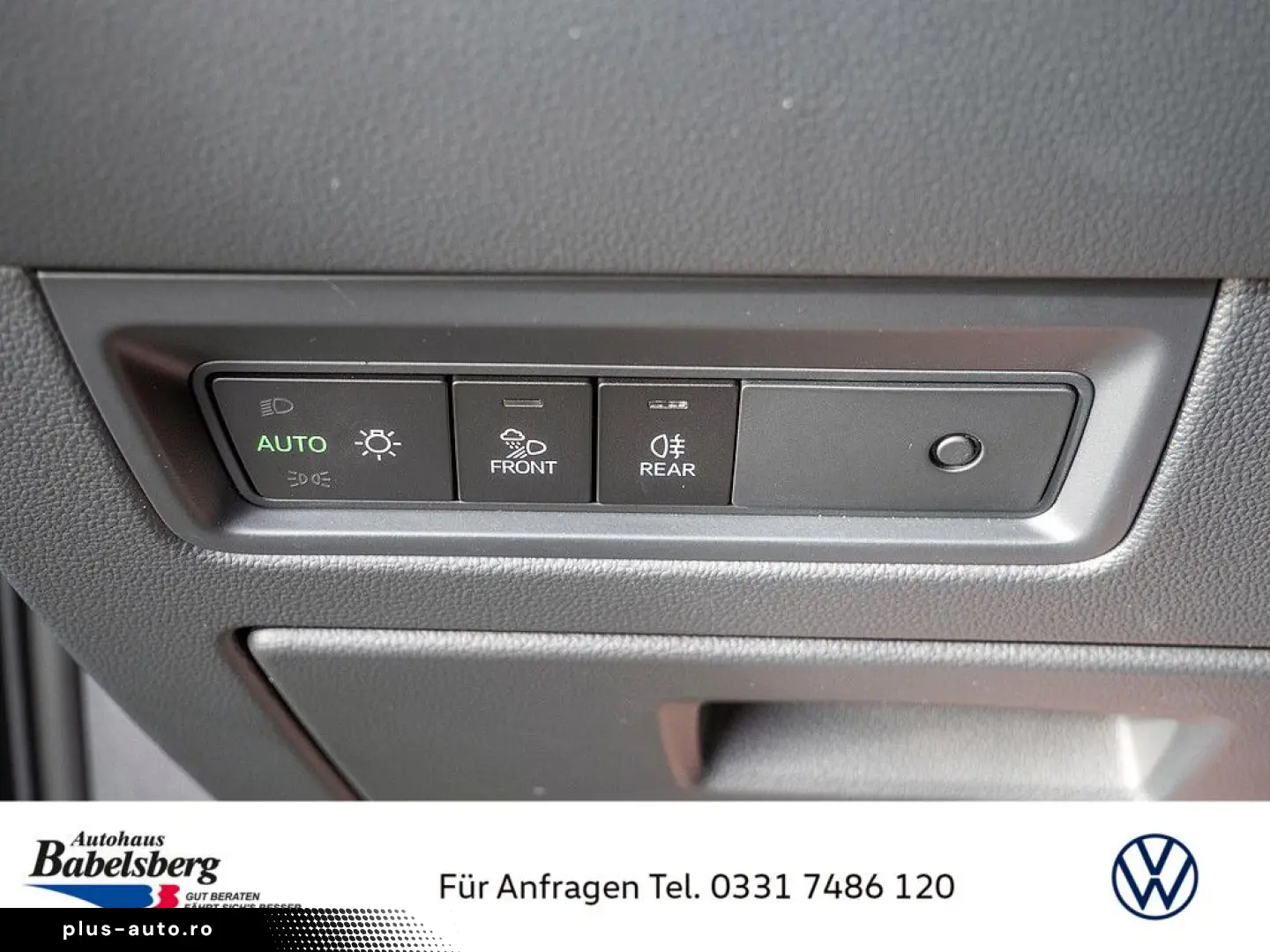 VW Touareg 3.0TDI 4M DSG R-Line LED NAVI AHK STANDH
