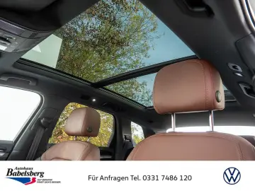 VW Touareg 3.0TDI 4M DSG R-Line LED NAVI AHK STANDH