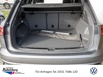 VW Touareg 3.0TDI 4M DSG R-Line LED NAVI AHK STANDH