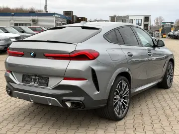 BMW X6 30d M Sport xDrive INDIVIDUAL Soft close