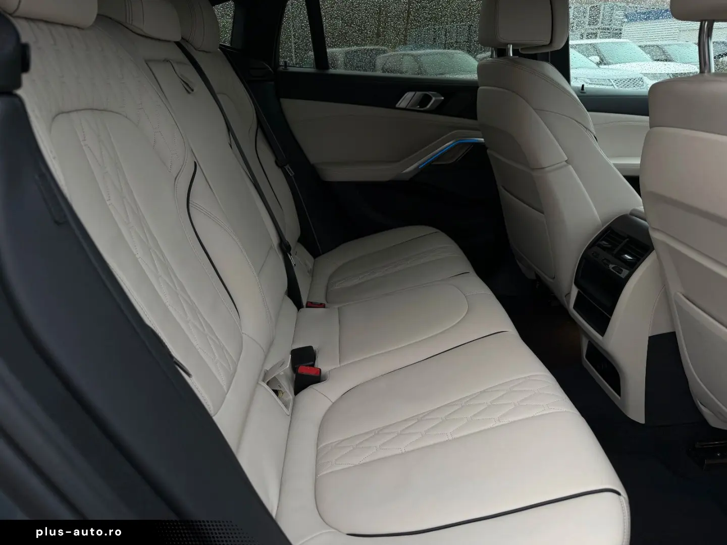 BMW X6 30d M Sport xDrive INDIVIDUAL Soft close