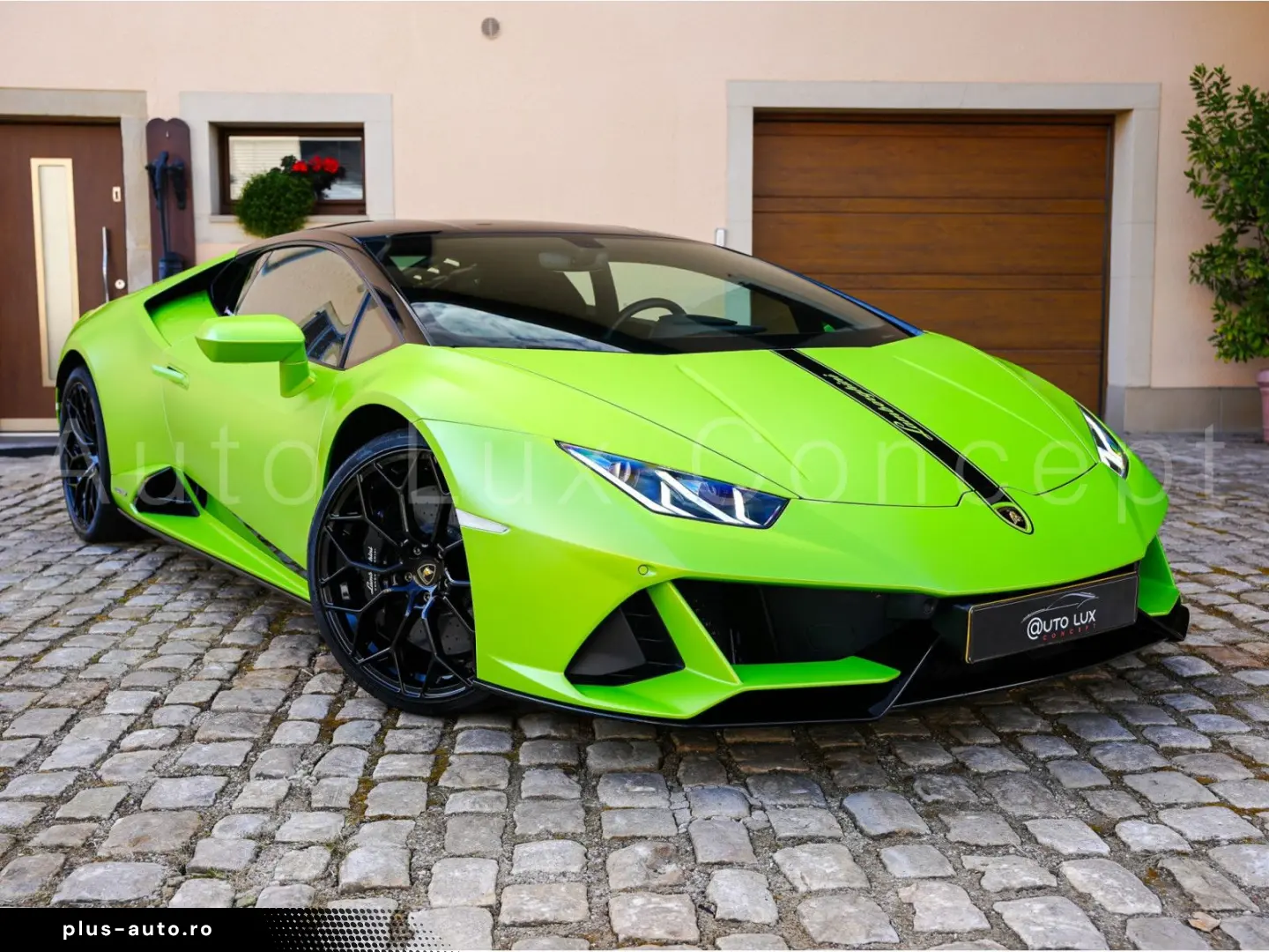 LAMBORGHINI Huracán EVO Camera Lift EVO Trim Style Package