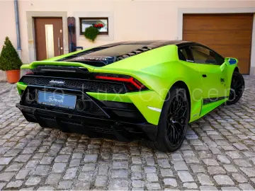 LAMBORGHINI Huracán EVO Camera Lift EVO Trim Style Package