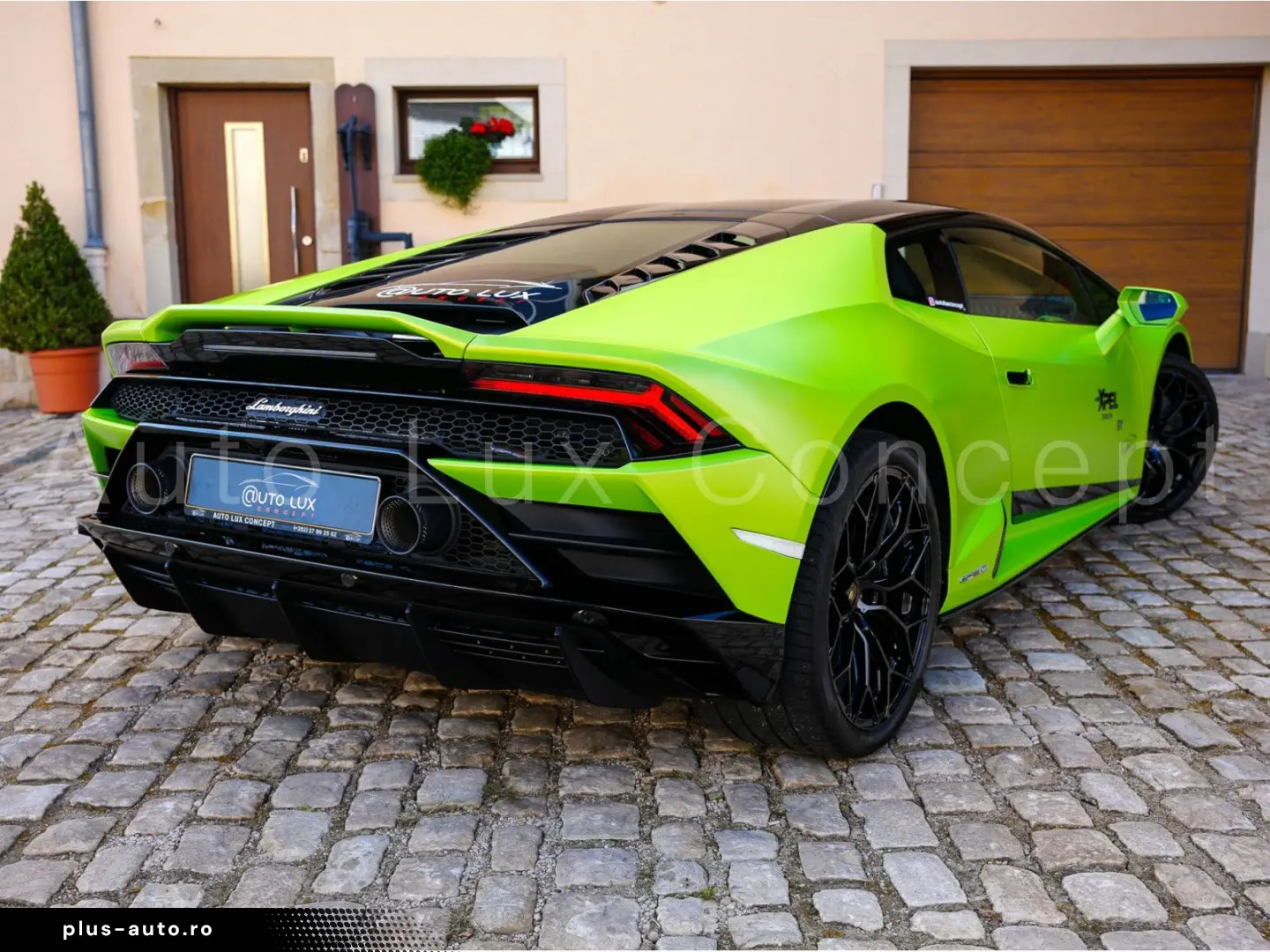 LAMBORGHINI Huracán EVO Camera Lift EVO Trim Style Package